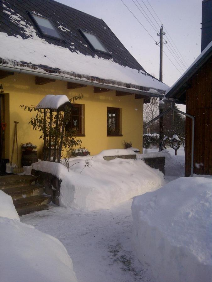 Chalupa U Potoka Cervena Voda Exterior photo
